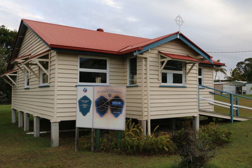 Tin Can Bay Lutheran Church - Meets in Catholic Church Building