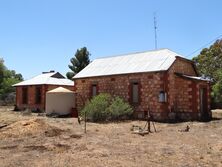 Alawoona Methodist Church - Former 08-01-2016 - denisbin - flickr - See Note.