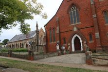 Daylesford Uniting Church + Former Wesley Chapel 10-04-2019 - John Huth, Wilston, Brisbane