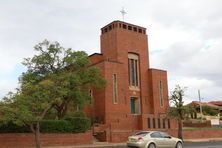 Holy Family Catholic Church