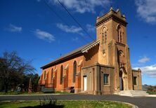 Holy Trinity Anglican Church 20-08-2010 - Ian Sutton - Wikimedia - See Note.