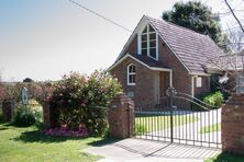 Kernot Memorial Uniting Church 04-09-2012 - Derek Flannery