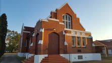 Kingaroy Uniting Church 00-11-2016 - Perry Garcia - google.com