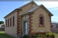 Kingston Christian Church - Former 21-02-2017 - Ron L - Google Maps