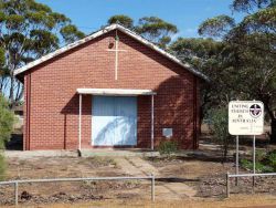 Kondinin Uniting Church 00-04-2015 - (c) gordon@mingor.net