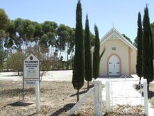 Neukirch Pilgrim Lutheran Church 30-08-2019 - Faithe Jones - findagrave.com - See Note.