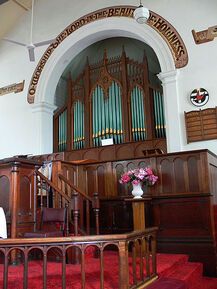 Newtown - Noble Street Uniting Church 00-11-2009 - JRM - https://www.ohta.org.au/organs/organs/NewtownVICUC.htm