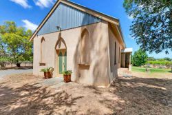 Bethany Chapel unknown date - Raine & Horne - Mclaren Vale