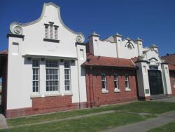 Ss Peter & Paul's Catholic Church 04-10-2014 - John Conn, Templestowe, Victoria