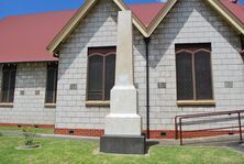 St Andrew's Uniting Church 30-12-2010 - Mattinbgn - See Note.