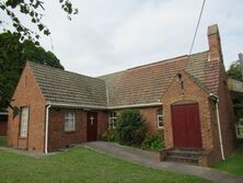 St Stephen's Uniting Church/St Paul's Lutheran Church 14-04-2021 - John Conn, Templestowe, Victoria