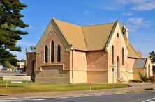 St Thomas' Anglican Church 19-04-2017 - Bahnfrend - See Note