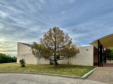 St Thomas Aquinas Catholic Church 25-10-2025 - Simon Saunders 