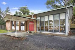 Yarra Junction Uniting Church - Former