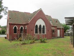 Trafalgar Methodist Church Church - Former 14-01-2015 - John Conn, Templestowe, Victoria