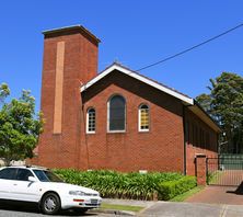 Waratah Uniting Church - Former 12-11-2018 - Peter Liebeskind