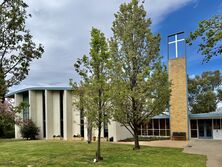 Yarralumla Uniting Church 06-10-2025 - Simon Saunders 